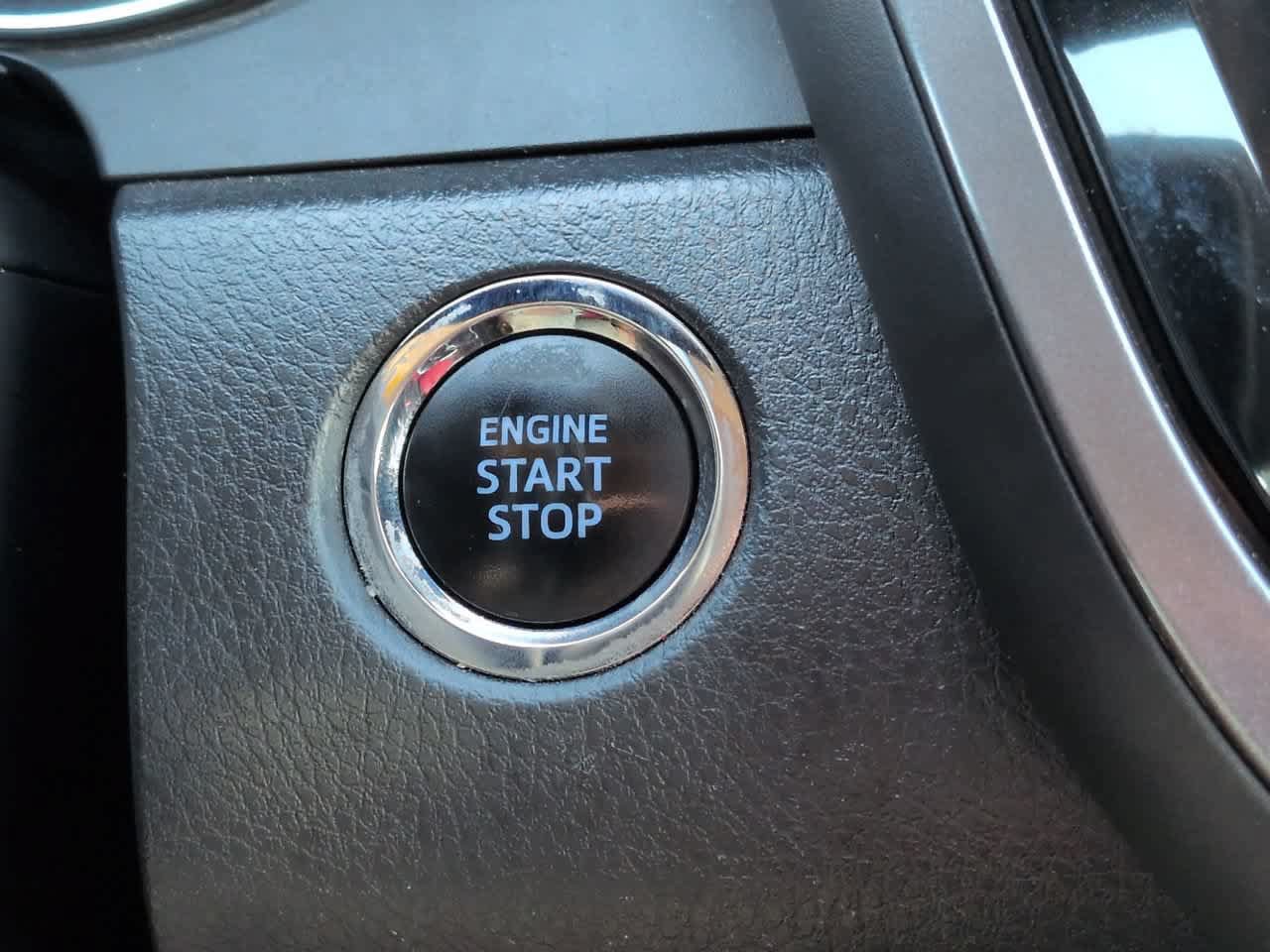 Used 2019 Toyota Camry XSE FWD image 27