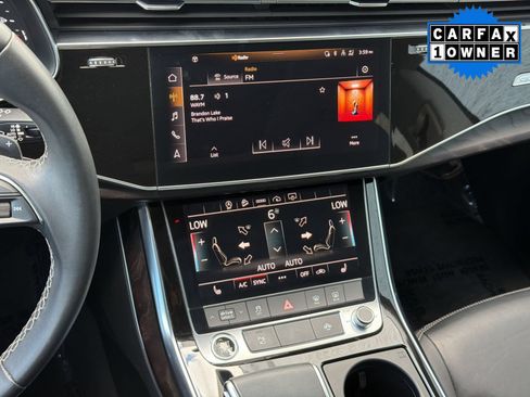 Used 2022 Audi Q8 Premium AWD/4WD image 25