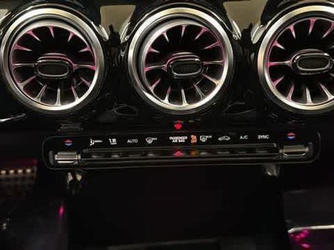 Used 2023 Mercedes-Benz CLA 250 4MATIC image 22