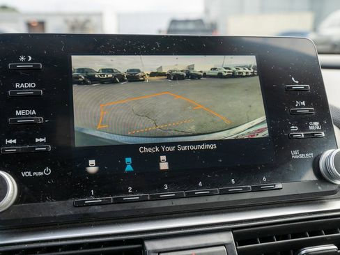 Used 2020 Honda Accord LX image 13