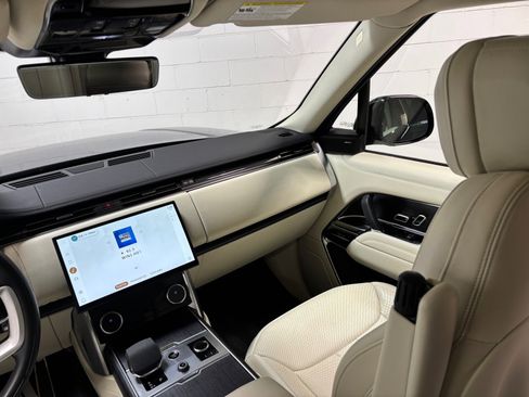 Used 2023 Land Rover Range Rover SE AWD/4WD image 37