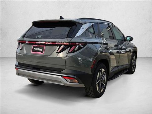New 2026 Hyundai Tucson SEL FWD image 2