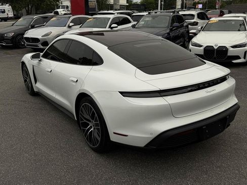 Used 2021 Porsche Taycan RWD image 12