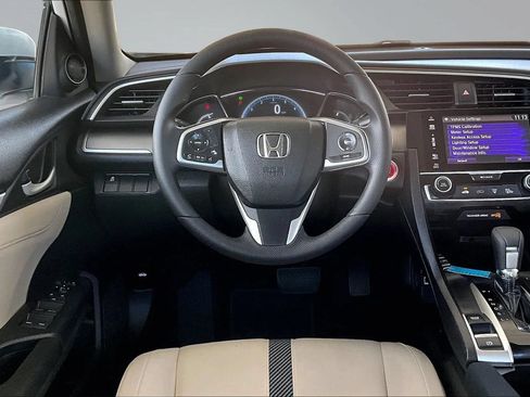 Used 2018 Honda Civic EX image 8