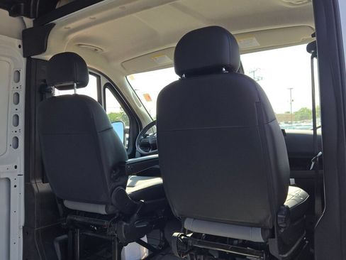 Used 2026 RAM ProMaster 2500 w/ Convenience Group FWD image 8