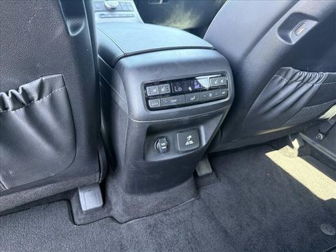 Used 2022 Hyundai Palisade Calligraphy FWD image 25