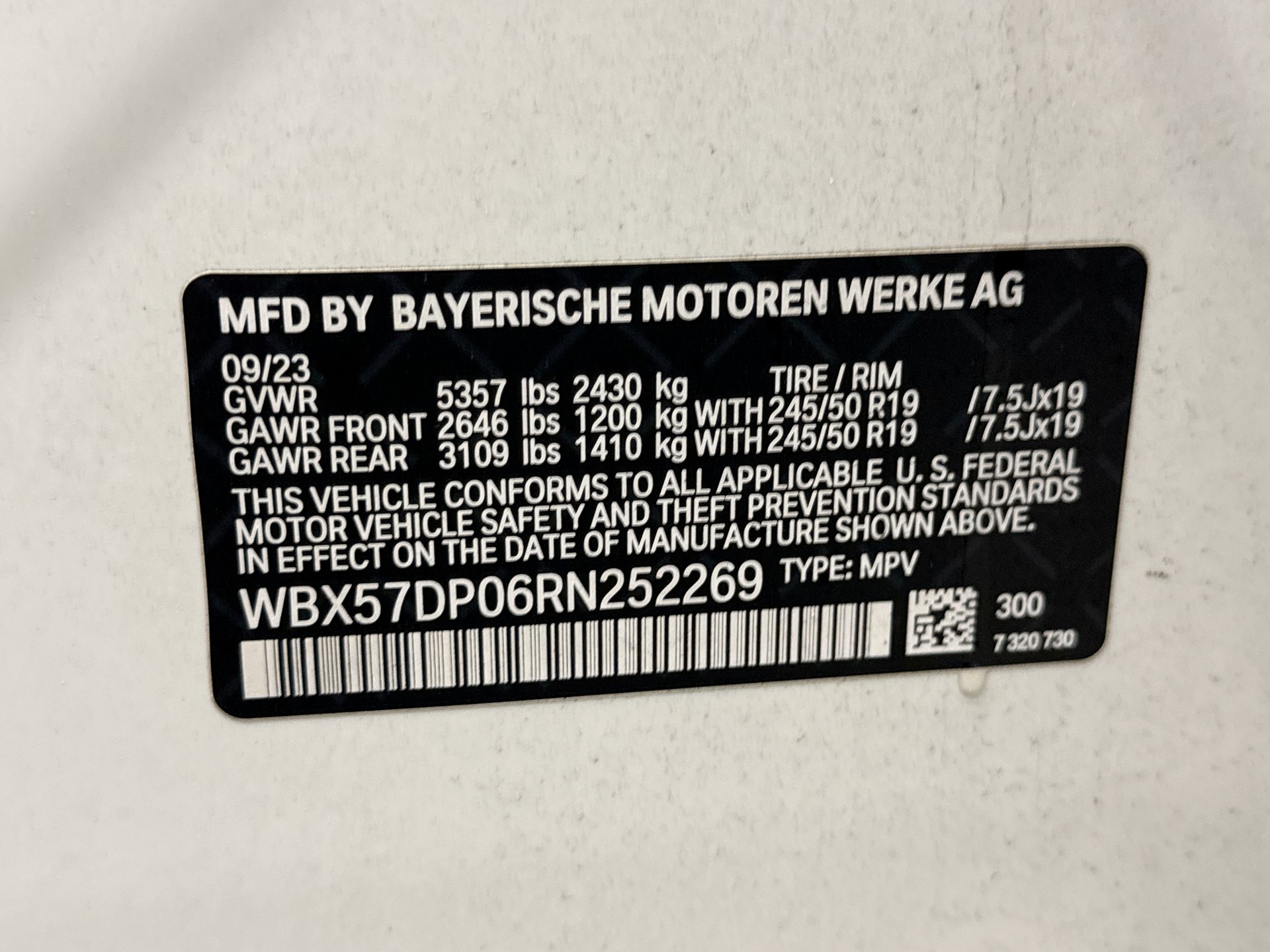 Used 2024 BMW X3 xDrive30i w/ Premium Package w/ZPA AWD/4WD image 9