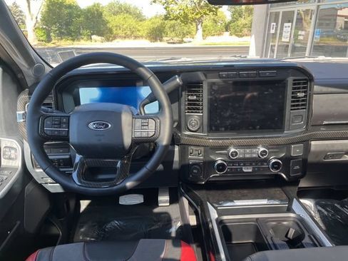 New 2024 Ford F250 Lariat w/ Lariat Ultimate Package AWD/4WD image 34