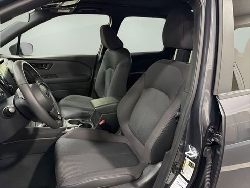 Certified 2025 Subaru Forester Premium AWD/4WD image 8