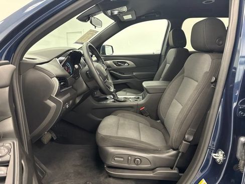 Used 2023 Chevrolet Traverse LT FWD image 22