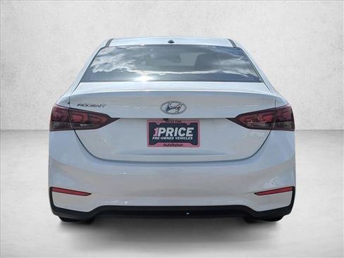 Used 2020 Hyundai Accent SE w/ Cargo Package FWD image 6