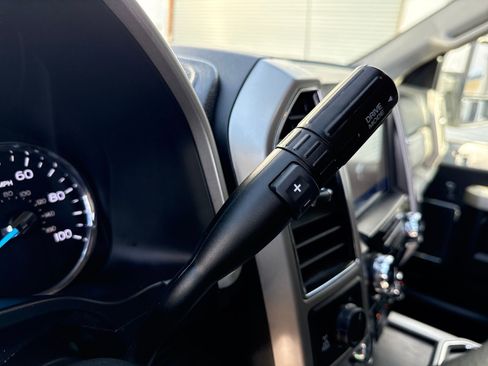 Certified 2021 Ford F250 Lariat w/ Lariat Value Package image 24