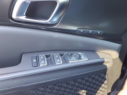 New 2026 Kia Carnival SX w/ SX Dark Edition Package FWD image 15