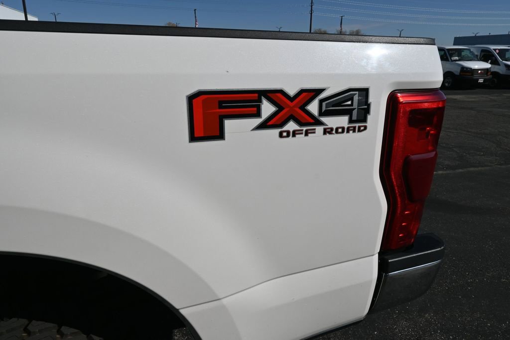 Used 2018 Ford F350 Lariat w/ Lariat Ultimate Package AWD/4WD image 24