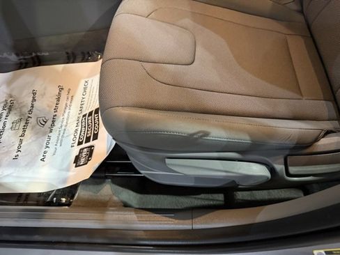 Used 2024 Hyundai Elantra SE image 23