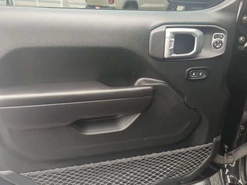 Used 2020 Jeep Gladiator Mojave image 11