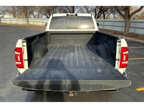 Used 2022 RAM 3500 Laramie image 10