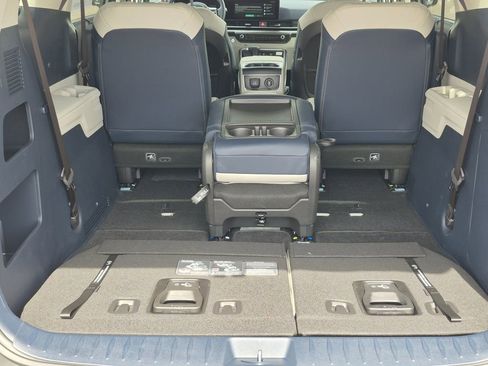 New 2026 Kia Carnival SX image 14