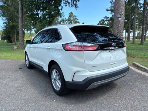 Used 2024 Ford Edge SEL w/ Convenience Package AWD/4WD image 5