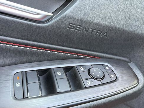 New 2026 Nissan Sentra SR FWD image 24