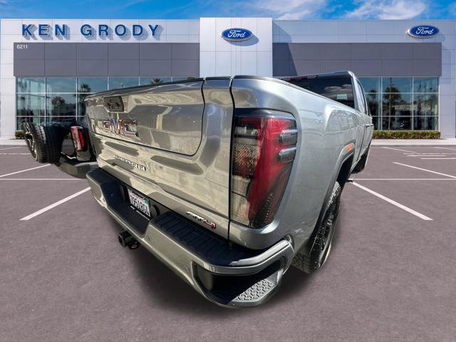 Used 2025 GMC Sierra 3500 AT4 w/ AT4 Premium Plus Package AWD/4WD image 6
