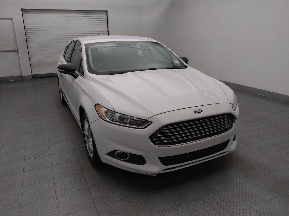 Used 2014 Ford Fusion SE w/ Equipment Group 202A FWD image 14