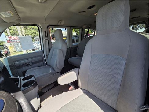 Used 2013 Ford E-150 and Econoline 150 Wagon RWD image 13