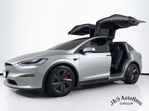 Used 2026 Tesla Model X Plaid AWD/4WD image 3