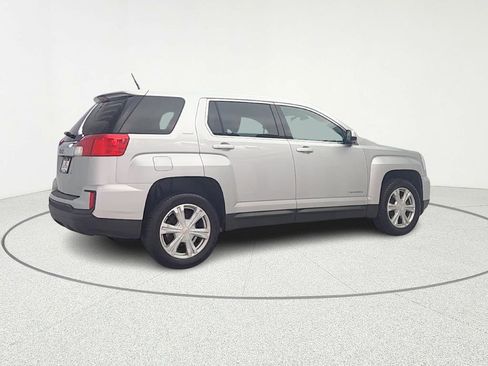 Used 2017 GMC Terrain SLE image 8