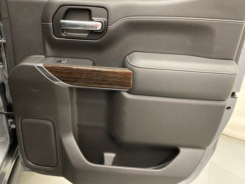 Used 2021 GMC Sierra 1500 Elevation w/ Preferred Package image 13