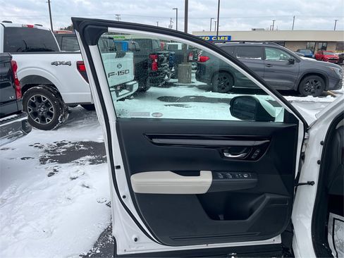 Used 2024 Honda CR-V EX-L image 20