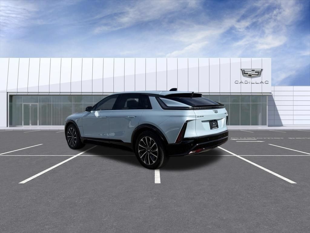 Certified 2024 Cadillac Lyriq Sport w/ LPO, Floor Liner Package AWD/4WD image 4