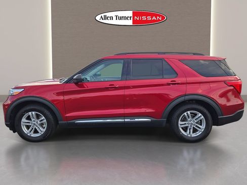 Used 2021 Ford Explorer XLT RWD image 10