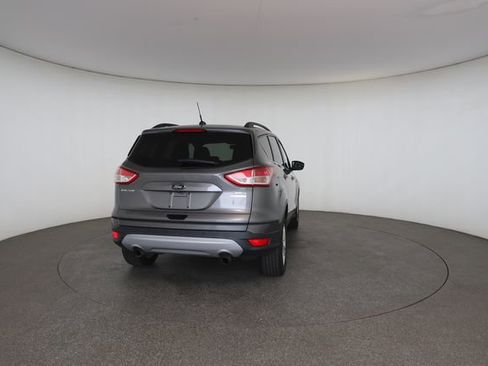Used 2014 Ford Escape SE w/ Equipment Group 201A FWD image 16