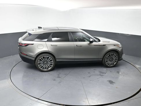 Used 2018 Land Rover Range Rover Velar R-Dynamic HSE AWD/4WD image 42
