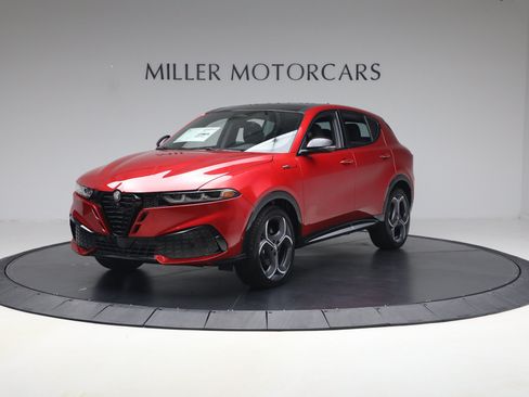 New 2026 Alfa Romeo Tonale w/ Active Assist Package AWD/4WD image 2
