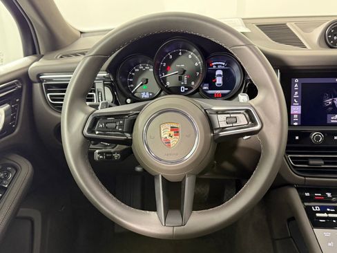New 2025 Porsche Macan image 17