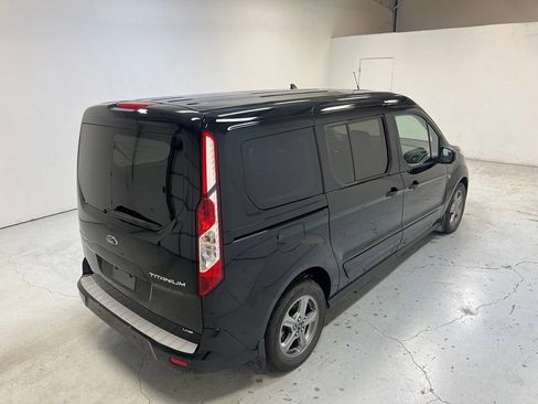 Used 2023 Ford Transit Connect Titanium FWD image 2