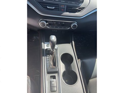 Used 2022 Nissan Altima 2.5 SR AWD/4WD image 24