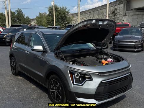 Used 2026 Kia Niro LX FWD image 35