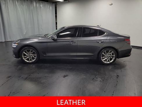 Used 2022 Genesis G70 2.0T AWD/4WD image 5