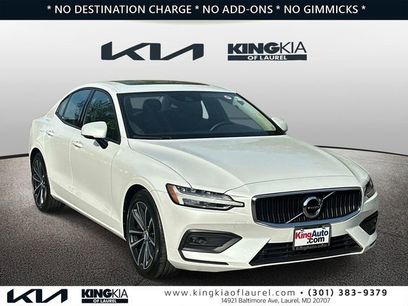 Used 2021 Volvo S60 T5 Momentum
