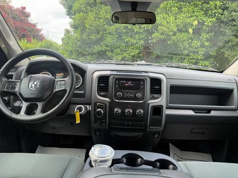 Used 2015 RAM 1500 ST AWD/4WD image 12