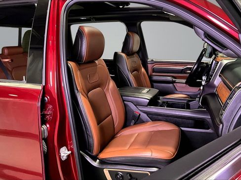 Used 2024 RAM 1500 Limited image 30