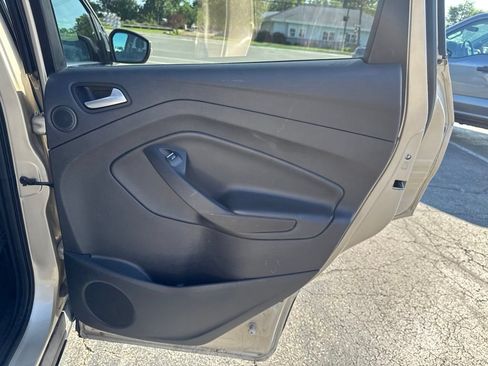 Used 2017 Ford Escape Titanium AWD/4WD image 39