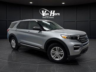 Used 2023 Ford Explorer XLT video 1