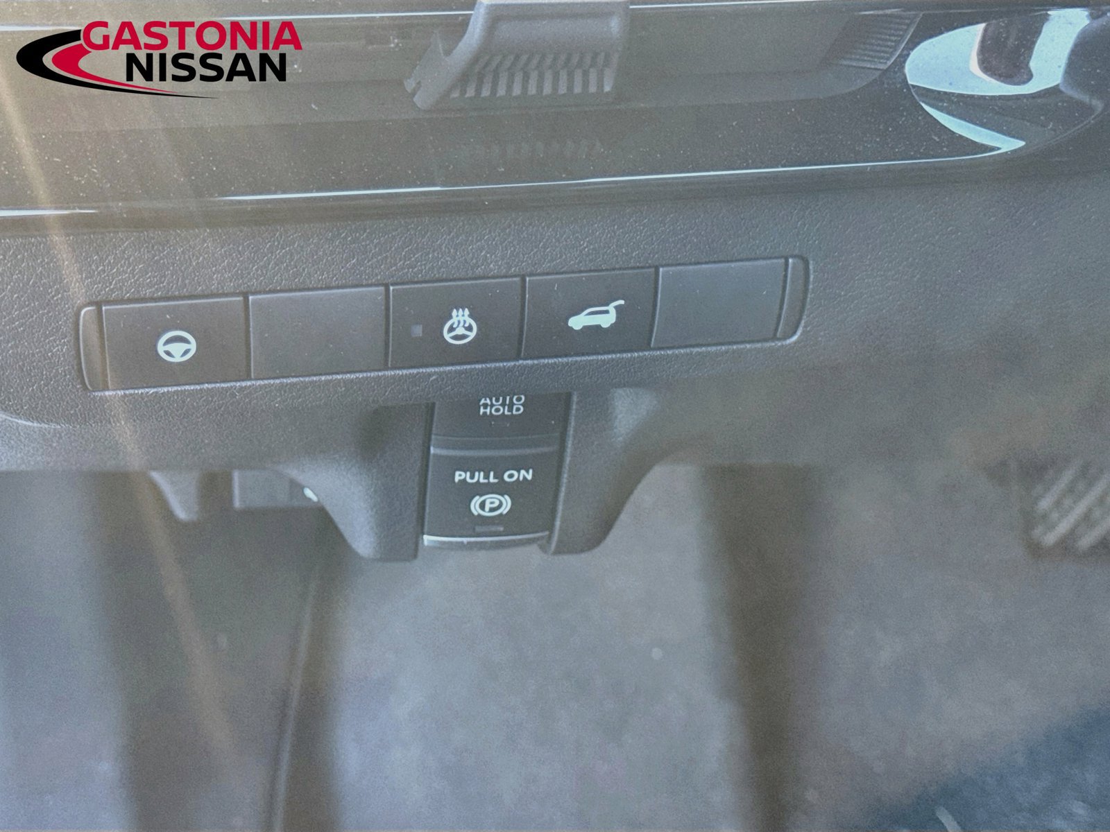 Used 2025 Nissan Murano SL AWD/4WD image 13