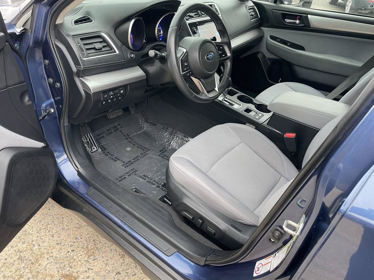 Used 2019 Subaru Outback 2.5i Premium AWD/4WD image 31