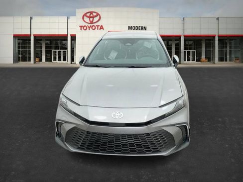 New 2026 Toyota Camry SE image 3