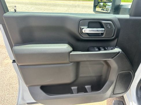 Used 2024 Chevrolet Silverado 2500 W/T w/ WT Convenience Package AWD/4WD image 9